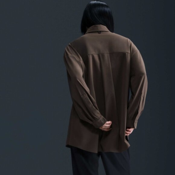 NWT NIKE $130 PerfectStretch Women's Dri-FIT Oversized Long-Sleeve Top Brown M - Picture 5 of 9